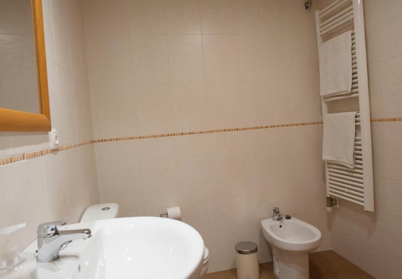 Apartament Bisaura De Ter Sant Quirze De Besora Exterior photo